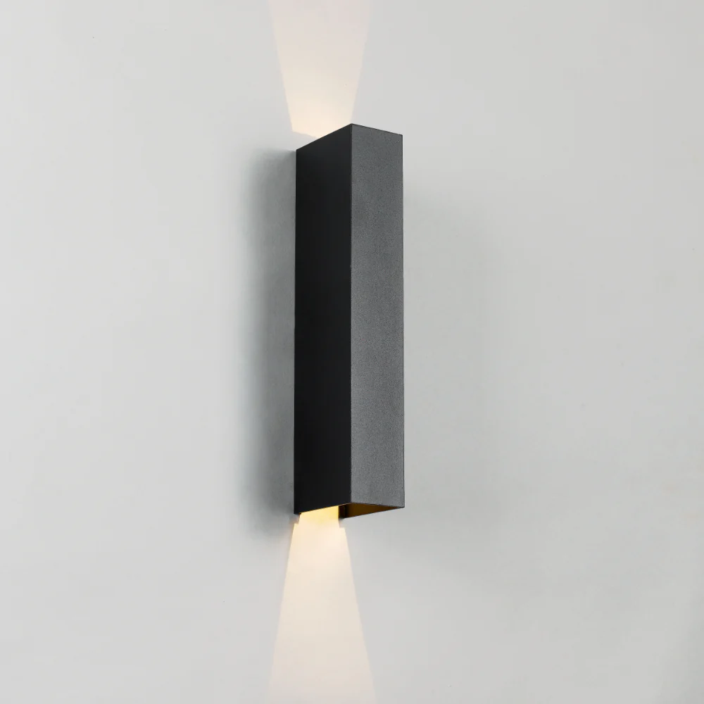RYLAND WALL LIGHT