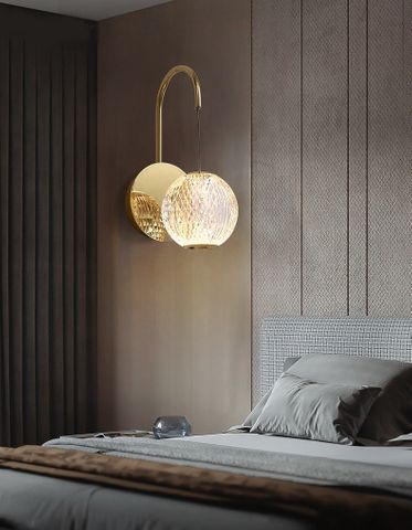 [5516020-GD-3K] Langdon-Wall Light - Gold - 3K